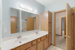 609 Dublin Ct, Mankato, MN 56001 - Photo 15