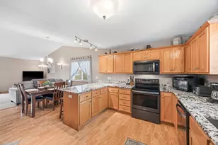 6267 Kahl Ave NE, Albertville, MN 55301 - Photo 5