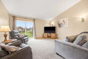 6267 Kahl Ave NE, Albertville, MN 55301 - Photo 11