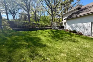 14925 Oak Ridge Ct W, Burnsville, MN 55306 - Photo 29