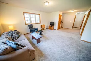 525 Lancaster Blvd, Zumbrota, MN 55992 - Photo 31