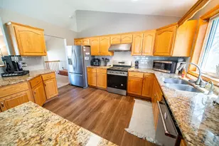 525 Lancaster Blvd, Zumbrota, MN 55992 - Photo 13