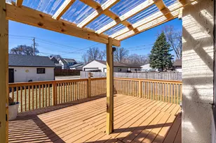 601 Pleasant Ave, Crookston, MN 56716 - Photo 31