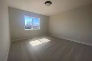 13788 Hollybrook Cir, Apple Valley, MN 55124 - Photo 9