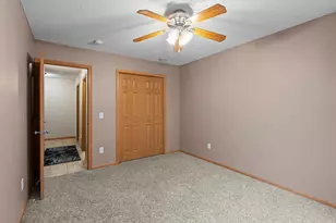 8105 Darcy Ln, Inver Grove Heights, MN 55076 - Photo 33