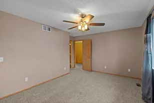 8105 Darcy Ln, Inver Grove Heights, MN 55076 - Photo 23
