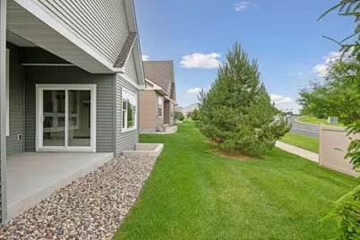 752 Somerwood Lane, Waconia, MN 55387 - Photo 3