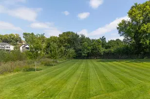 16860 Valley Rd, Eden Prairie, MN 55347 - Photo 3