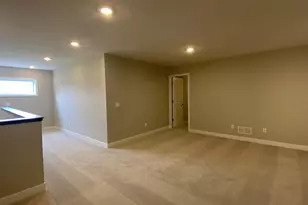 13792 Hollybrook Cir, Apple Valley, MN 55124 - Photo 9