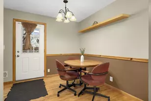 2293 Golfview Dr, White Bear Lake, MN 55110 - Photo 7