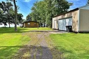 45951 Mille Lacs Pkwy, Isle, MN 56342 - Photo 3