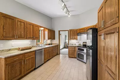 4105 Upland Lane N, Plymouth, MN 55446 - Photo 19