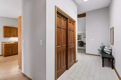 4105 Upland Lane N, Plymouth, MN 55446 - Photo 5