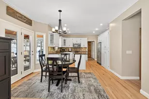2536 Bridle Creek Trail, Chanhassen, MN 55317 - Photo 7