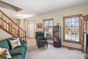 2536 Bridle Creek Trail, Chanhassen, MN 55317 - Photo 9
