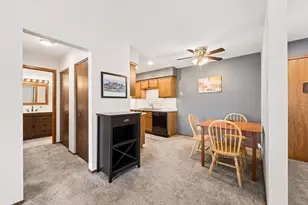 2730 Dale St N, Roseville, MN 55113 - Photo 3