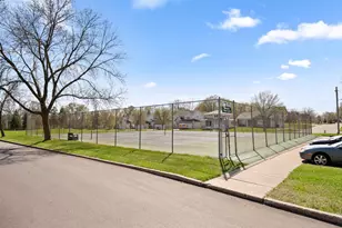 2730 Dale St N, Roseville, MN 55113 - Photo 33