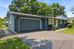 2273 Pleasant View Dr, New Brighton, MN 55112 - Photo 35