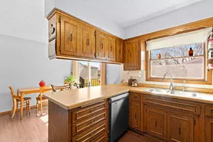 976 22nd St SE, Rochester, MN 55904 - Photo 9
