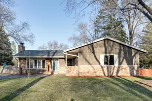 2750 Queensland Ln N, Plymouth, MN 55447 - Photo 5