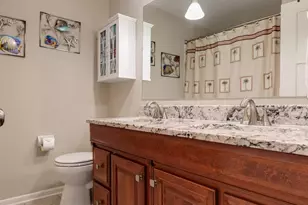 2750 Queensland Ln N, Plymouth, MN 55447 - Photo 33