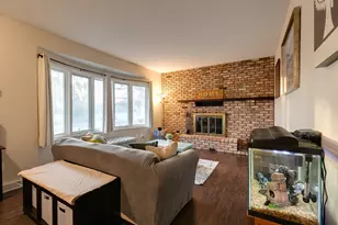2750 Queensland Ln N, Plymouth, MN 55447 - Photo 9