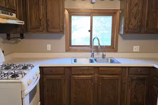 211 4th St SW, Staples, MN 56479 - Photo 3
