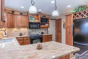 112117 Haering Cir, Chaska, MN 55318 - Photo 17