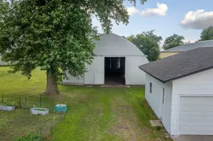 12406 Hwy 212, Glencoe, MN 55336 - Photo 39