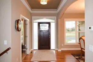 359 Riverside Cir, Anoka, MN 55303 - Photo 5