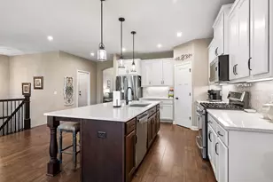 13687 Wildflower Way NE, Prior Lake, MN 55372 - Photo 5