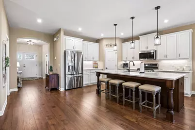 13687 Wildflower Way NE, Prior Lake, MN 55372 - Photo 5