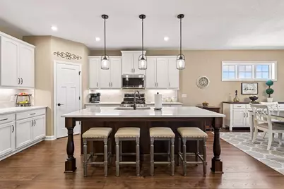 13687 Wildflower Way NE, Prior Lake, MN 55372 - Photo 3