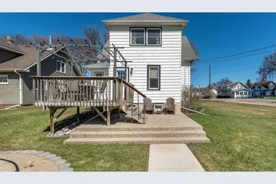 324 E Vasa Avenue, Fergus Falls, MN 56537 - Photo 11