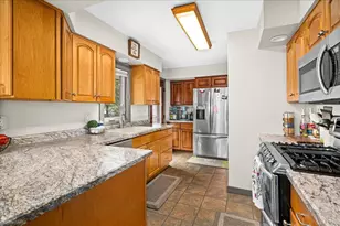 3908 N 21st St, Superior, WI 54880 - Photo 11