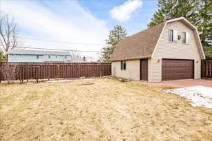 3908 N 21st St, Superior, WI 54880 - Photo 35