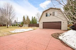 3908 N 21st St, Superior, WI 54880 - Photo 33