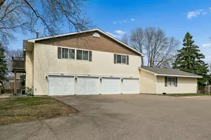 7666 13th St N, Oakdale, MN 55128 - Photo 27