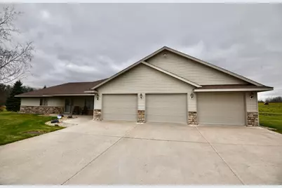 12221 85th Avenue, Milaca, MN 56353 - Photo 1