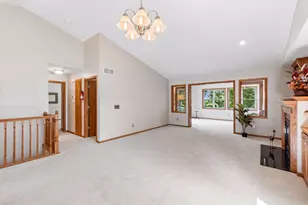 10327 165th St W, Lakeville, MN 55044 - Photo 9