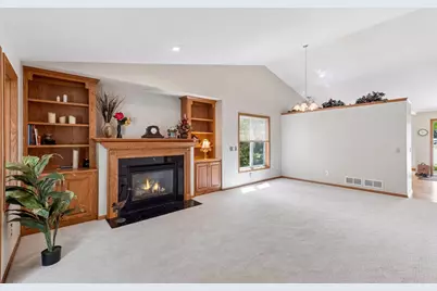 10327 165th Street W, Lakeville, MN 55044 - Photo 9
