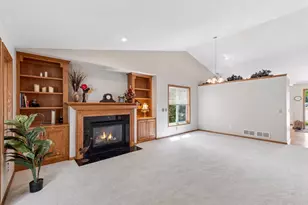 10327 165th St W, Lakeville, MN 55044 - Photo 9