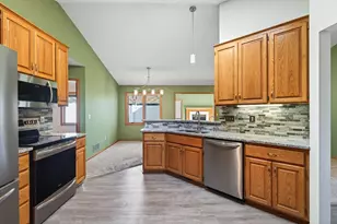 9129 Windsor Terrace, Brooklyn Park, MN 55443 - Photo 15