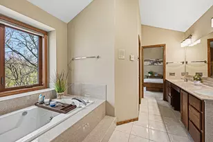 12126 Gantry Ln, Apple Valley, MN 55124 - Photo 23