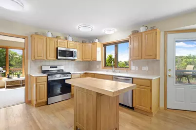 5875 Meadowlark Lane, Prior Lake, MN 55372 - Photo 11