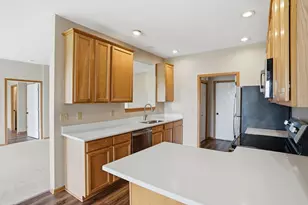5792 Prairie Ridge Dr, Shoreview, MN 55126 - Photo 19