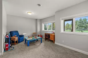411 Emerald Ln, Mahtomedi, MN 55115 - Photo 57