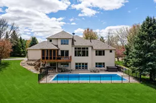 411 Emerald Ln, Mahtomedi, MN 55115 - Photo 65
