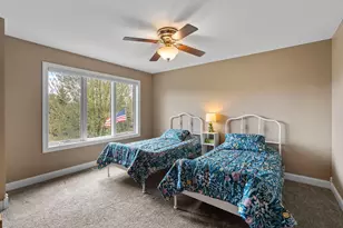 411 Emerald Ln, Mahtomedi, MN 55115 - Photo 45
