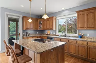 411 Emerald Ln, Mahtomedi, MN 55115 - Photo 23